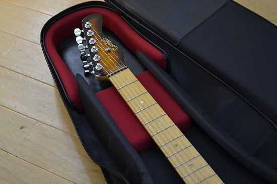 NAZCAスタンダードモデル エレキギター用(EG)+LP用ネックサポート（LP用）の画像