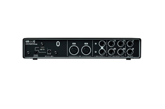 steinbergUR44C 6 x 4 USB 3.0 audio interfaceの画像