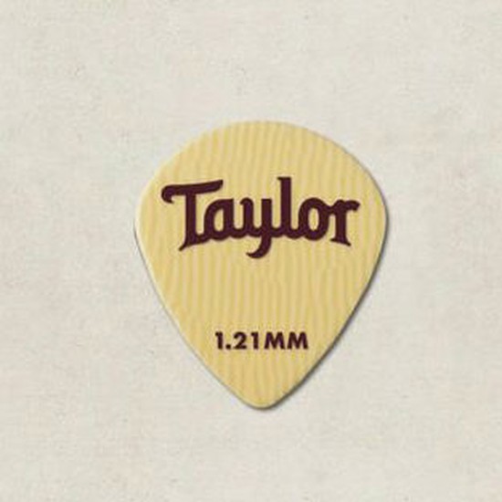 Taylor70721 Taylor Premium 651 Darktone Ivoroid Picks (6-Pack)の画像